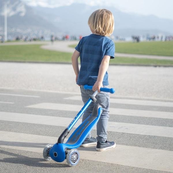 GLOBBER PRIMO FOLDABLE SCOOTER - NAVY BLUE - 430-100