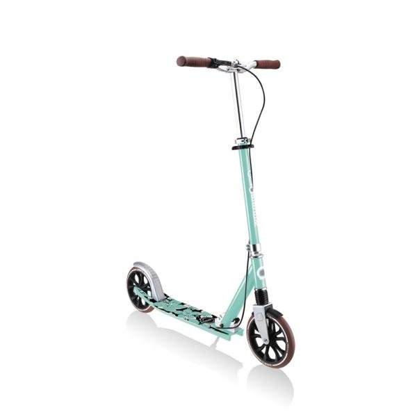 GLOBBER NL500-205 DELUXE SCOOTERS - High Gloss Mint - 685-206