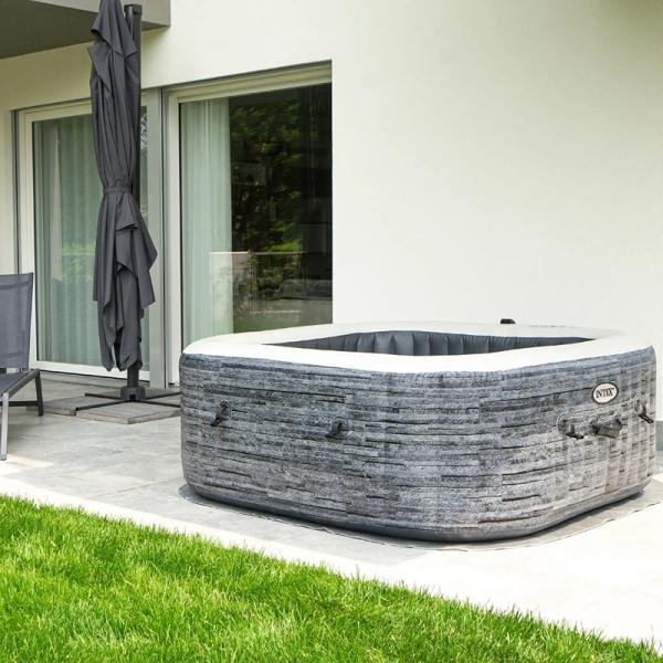 INTEX 4-PERSON GREYSTONE DELUXE SQUARE BUBBLE SPA SET, (220-240 Volt), Age 6+ - 28450