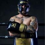 STING EVOLUTION FIGHT GLOVE - 10oz - BLACK / GOLD - 1039605