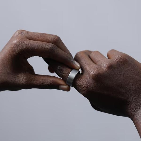 ULTRAHUMAN RING AIR- SIZE-13- RAW TITANIUM - UHRA-RT-13