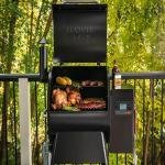 TRAEGER PRO 575 WOOD PELLET GRILL - TFB57GLEC