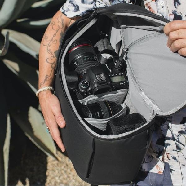 Peak Design Everyday Backpack 20L v2 - Black - BEDB-20-BK-2