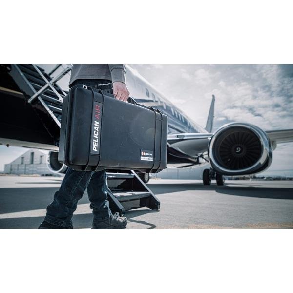 Pelican 1525AirNF,WL/NF,PB,BLACK - 015250-0011-110