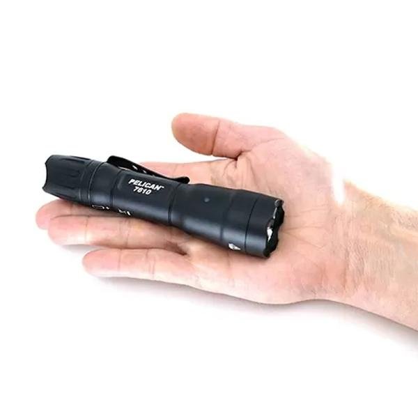 Pelican 7610,1AA/2CR123 LIGHT,BLK - 076100-0000-110