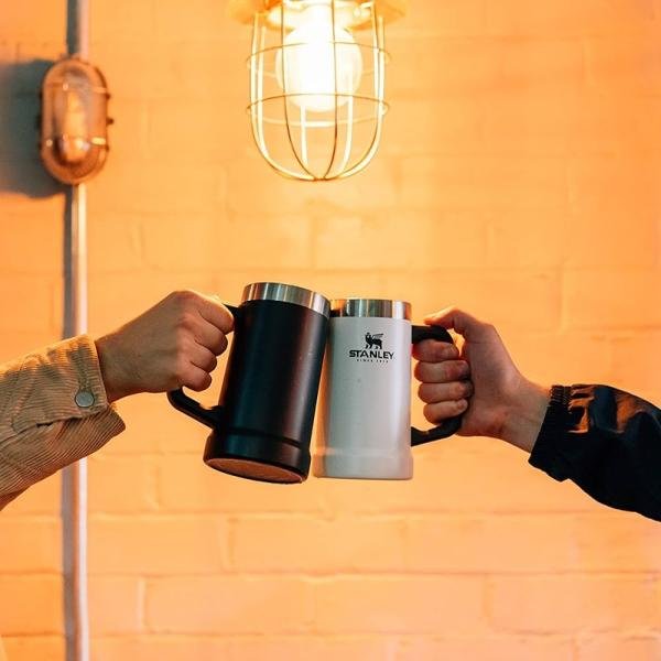 Stanley ADV 0.7L / 24OZ Vac Stein M.Black EU - 10-02874-034