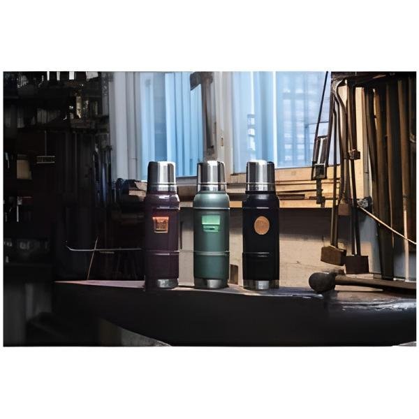 Stanley Milestones Flask 1L / 1.1QT Btl 1940 Garnet Gloss - 10-10987-006