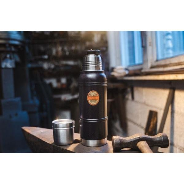 Stanley Milestones Flask 1L / 1.1QT Btl 1920 Black Patina - 10-10987-007