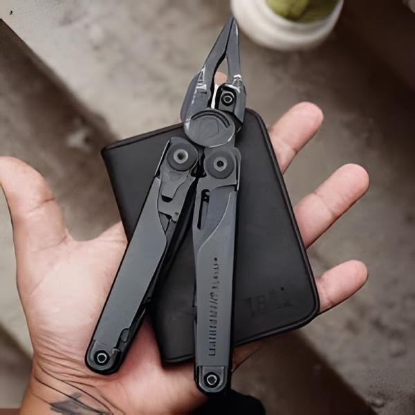 Leatherman Surge Black Nylon Peg-Int - 831334