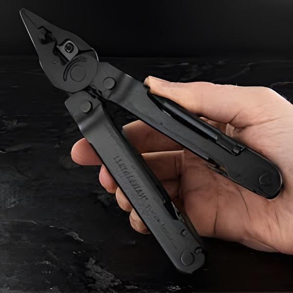 Leatherman Super Tool® 300 EOD Black Blister - 831365